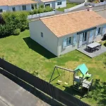 Nouveau - Maison Kids Friendly Renovee Avec Jardin * 莱萨布勒-多洛讷